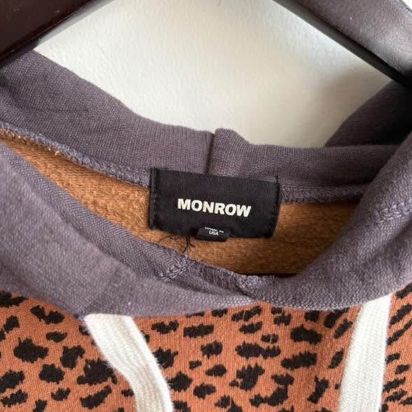 Monrow Gray and Red Color-Block Sweater - Picture 5 of 6